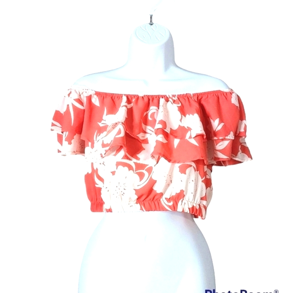 Bo-Bel off-the-shoulder crop top
